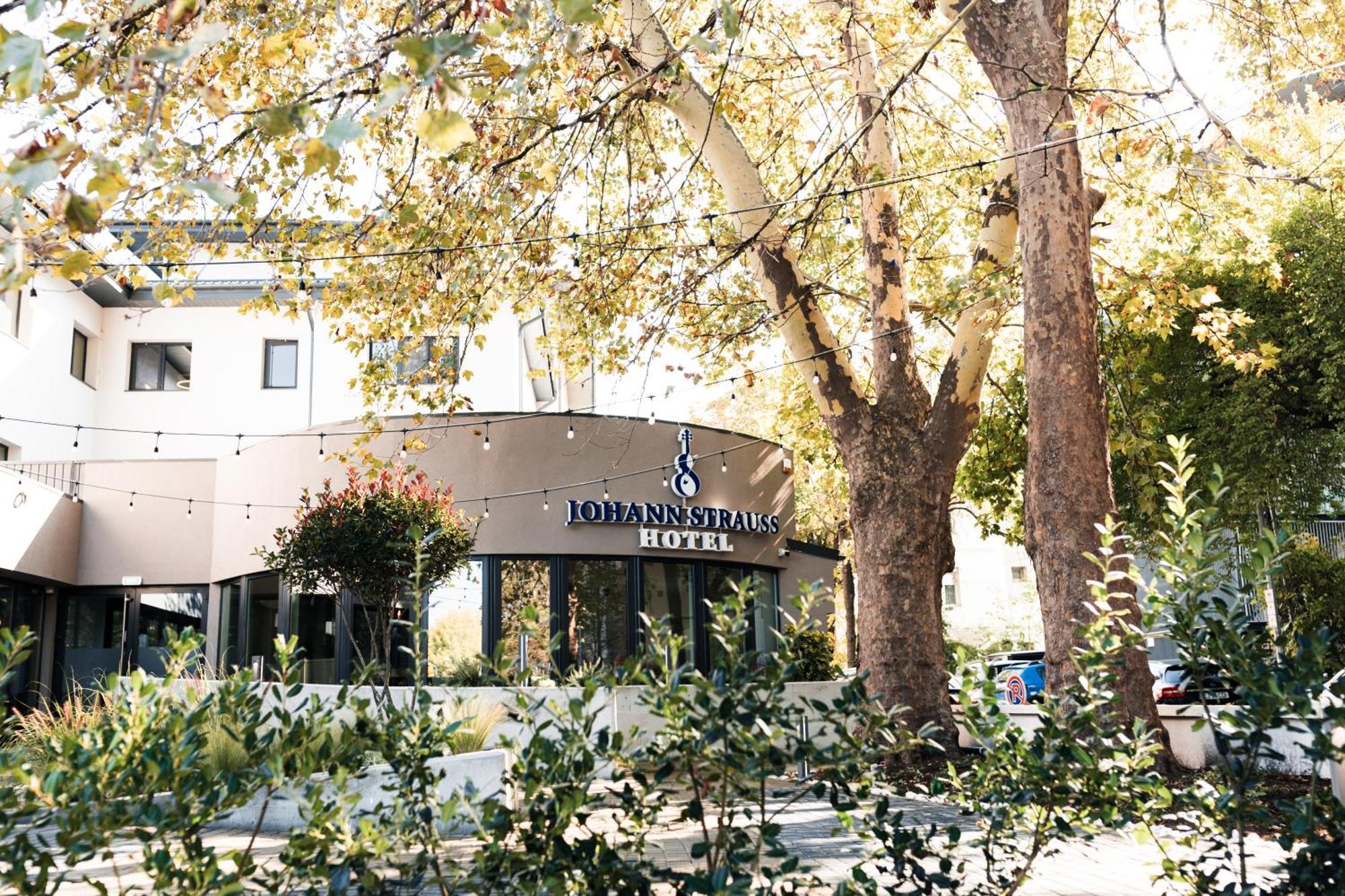 Johann Strauss Hotel Bucharest Exterior photo